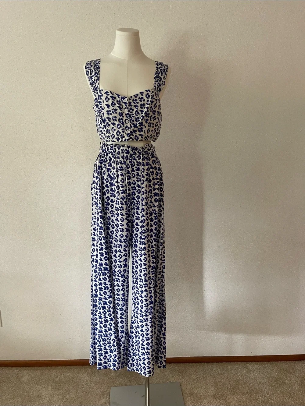 Emerson Fry Blue White Floral Wide-Leg Pants And Crop Top Matching Set